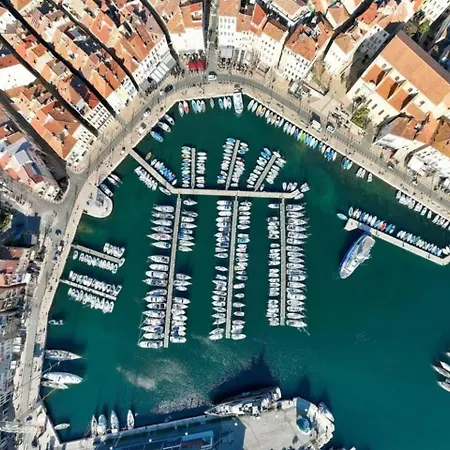 Providencia 1 - Shipyard And Yacht Crews