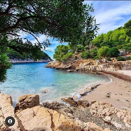 Providencia 1 - Shipyard And Yacht Crews Apartament *